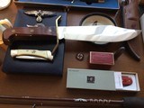 CASE Bowie - Image 1 of 2