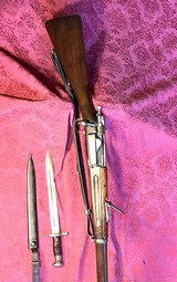 Krag Rifle 1899 set with period correct sling and bayonet - Image 3 of 15