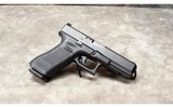 Glock~17 gen 5~9MM - 1 of 4