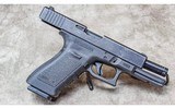 Glock~21~.45 Auto - 4 of 5