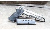 Smith & Wesson~Model 1006~10MM - 4 of 5