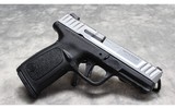 Smith & Wesson~ SD9 2.0~ 9x19 - 1 of 2