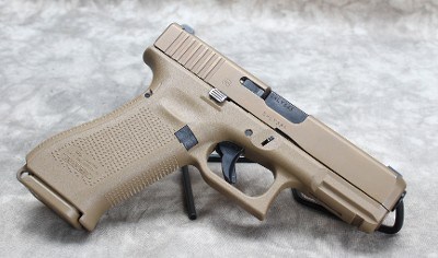 Glock~ 19x~ 9x19