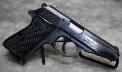 Walther~ PP~ .380 ACP (9mm Kurz)