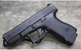 Glock~ 19 Gen 2~ 9x19 - 2 of 2