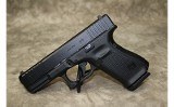 Glock~19V~9mm luger - 2 of 3
