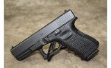 Glock~G19~Gen3~9mm luger - Image 2 of 3