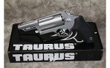 Taurus~The Judge~.45LC/.410 - 3 of 3