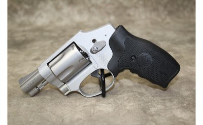 Smith & Wesson~642-2~Airweight~.38 SPL +P - Image 2 of 4