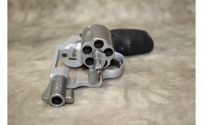 Smith & Wesson~642-2~Airweight~.38 SPL +P - Image 4 of 4