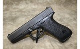 Glock~G17~Gen 1~9mm luger - 2 of 3