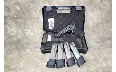 Smith & Wesson~M&P45 M2.0~.45 Auto - Image 3 of 3