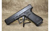 Glock~G17~Gen 5~9mm Luger - Image 2 of 3