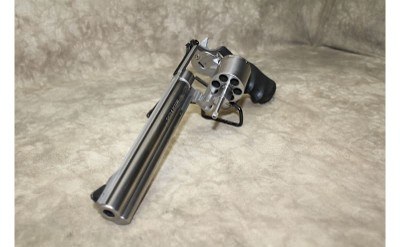 Smith & Wesson~629-2~.44 Magnum - Image 3 of 4