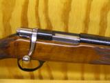 BELGIUM BROWNING MEDALLION BOLT RIFLE - RARE .222 Rem. Cal. - LIKE NEW ORIGINAL CONDITION - EXCEPTIONAL OLYMPIAN QUALITY WALNUT - 4 of 12