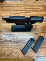 West German Sig Arms P226 9mm Herndon VA pistol with 2 Sig Sauer mags JK date code 1989 Triple serial number - 11 of 11