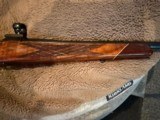 WEATHERBY DELUXE MARK V .300 MAGNUM - 7 of 8