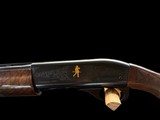 EMPLOYEE GUN REMINGTON 1100 200th ANNIVERSARY FACTORY ENGRAVED & GOLD INLAID HAND PICKED WOOD SERIAL #67 - 16 of 19