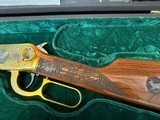 #8 OF 10 WINCHESTER 94AE SRC .45 COLT LINCOLN COUNTY WEST VIRGINIA, GOLD PLATED, ENGRAVED, CARVED, NOS/UNFIRED - 6 of 18