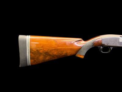GORGEOUS, 1947 REMINGTON MODEL 31-TC 30” VENT RIB FULL CHOKE ENGRAVED RECEIVER - Image 7 of 19