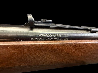 TIME CAPSULE! NOS/UNFIRED WINCHESTER MODEL 94 TRAILS END HUNTER .38-55 WINCHESTER 20” BOX, MANUAL, HANGTAG - Image 4 of 17
