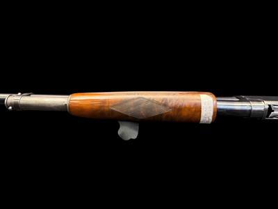BEAUTIFUL, 1950 WINCHESTER MODEL 12 TRAP 30” VENT RIB FULL CHOKE SELECT WOOD - Image 17 of 19