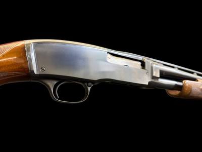 MAGNIFICENT, PRE-WAR, 1939 WINCHESTER MODEL 42 DOUBLE DIAMOND DELUXE .410 26” VENT RIB SKEET - Image 9 of 20