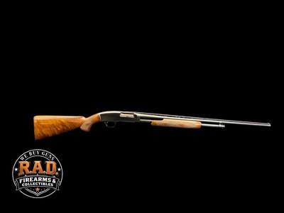 MAGNIFICENT, PRE-WAR, 1939 WINCHESTER MODEL 42 DOUBLE DIAMOND DELUXE .410 26” VENT RIB SKEET - Image 1 of 20