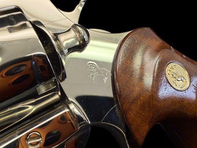 MUSEUM QUALITY, FACTORY ORIGINAL, FACTORY NICKEL, 1968 COLT PYTHON 6” VENT RIB .357 MAGNUM - Image 6 of 12
