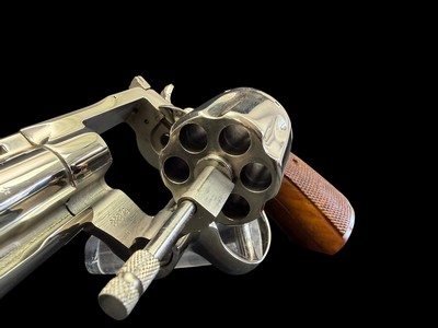 MUSEUM QUALITY, FACTORY ORIGINAL, FACTORY NICKEL, 1968 COLT PYTHON 6” VENT RIB .357 MAGNUM - Image 8 of 12