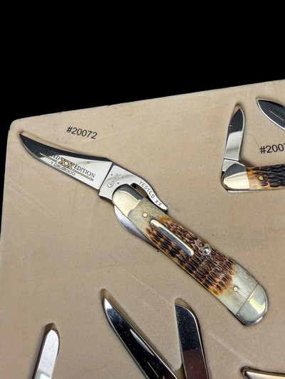 JAW-DROPPING, 2006, CASE XX DARK MOLASSES 8-KNIFE LIMITED SET 1 of 3000 NEW OLD STOCK WITH DISPLAY AND ORIGINAL BOXES - Image 3 of 13