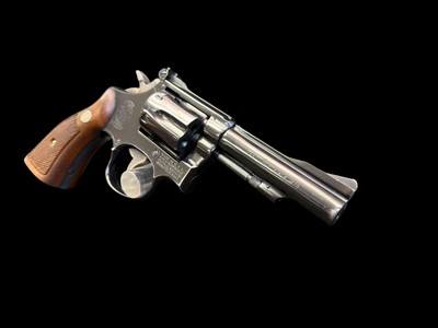 HARD TO FIND, SMITH & WESSON 18-3 .22 LONG RIFLE REVOLVER 4” BLUED ORIGINAL BOX - Image 11 of 19
