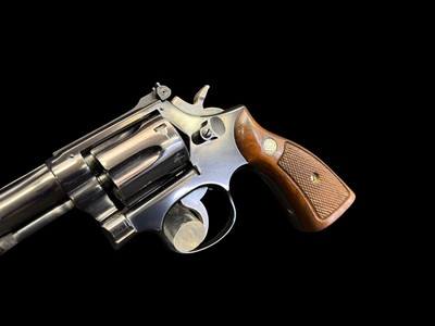HARD TO FIND, SMITH & WESSON 18-3 .22 LONG RIFLE REVOLVER 4” BLUED ORIGINAL BOX - Image 7 of 19