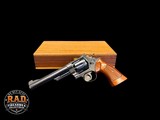 NICE, SMITH & WESSON MODEL OF 1955 25-2 .45 ACP WITH PRESENTATION BOX & TOOLS 6” BLUED FULL TARGET - Image 1 of 17