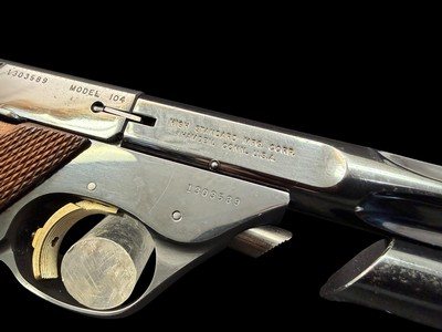 COLLECTOR CONDITION, HIGH STANDARD MODEL 104 SUPERMATIC TROPHY .22 LR W/PRESENTATION CASE - Image 15 of 18