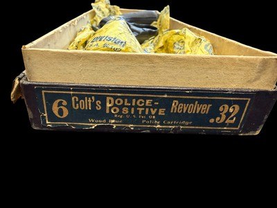 MUSEUM QUALITY, 1929 COLT POLICE POSITIVE .32 COLT ORIGINAL BOX & WAX PAPER - Image 2 of 25