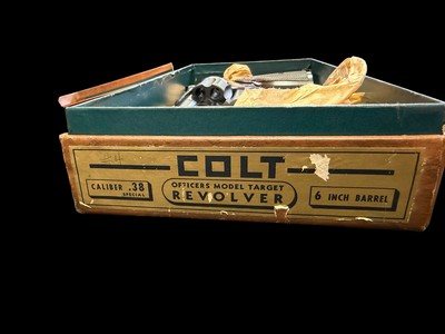 EXCELLENT, 1950 COLT OFFICER’S MODEL TARGET .38 SPECIAL ORIGINAL BOX & PAPERWORK - Image 2 of 21