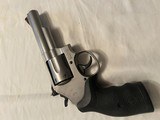 Smith &Wesson Mod 66-8 .357 magnum - 2 of 3