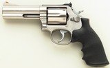 Smith & Wesson 686-2 .357 Magnum, stainless steel, four-inch lug, Hogue, HKS, super bore, great trigger pulls, 98 percent - 2 of 9