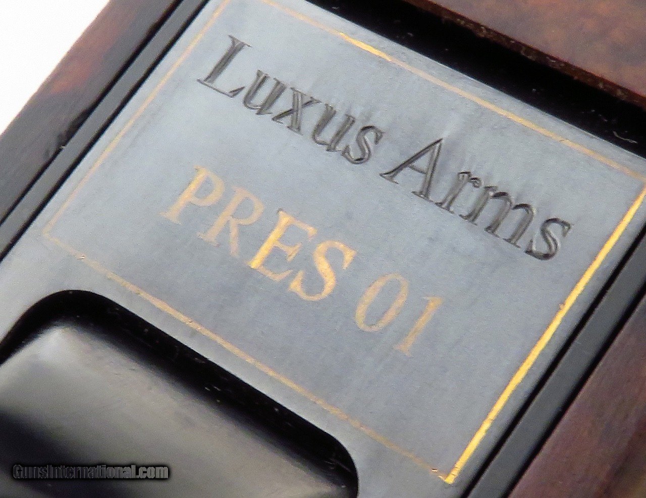 luxus-arms-presentation-grade-serial-number-1-375-h-h-magnum-show