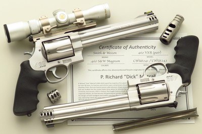 Consecutive serialed pair of prototype Smith & Wesson .460 Magnums, Shooting Times cover gun, Dick Metcalf collection, provenance, layaway