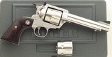 Lipsey's special Ruger Blackhawk Convertible .357 Magnum / 9mm, 2017, flat top, 5.5, stainless, contoured grips, great bore, case - 1 of 9