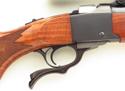 Ruger No. 1 .218 Bee, 1996, outstanding bore, tuned trigger, Leupold, dies, 98 percent, layaway - Image 5 of 11