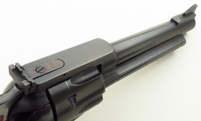 Ruger Lipsey's Exclusive Blackhawk .45 Colt & .45 ACP, 2011, flat top, 5.5, white grips, factory case, 98 percent - Image 4 of 9