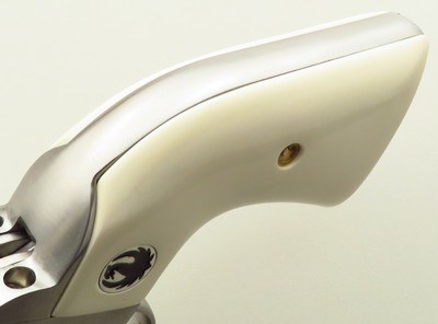 Ruger Blackhawk stainless flat top .45 Colt & .45 ACP, 4.65-inch, cased, 99 percent - Image 7 of 8