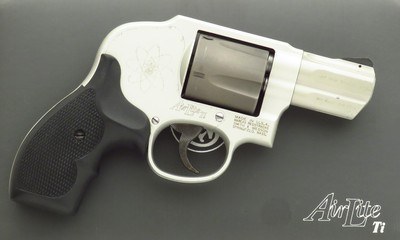 Smith & Wesson 296 AirLite Ti .44 Special, 2.5-inch, 18.5 ounces, great bore, case, 85 percent - Image 1 of 8