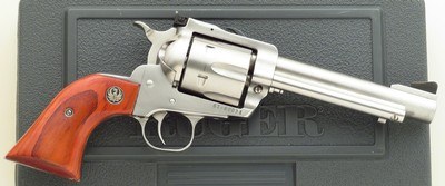 Ruger Super Blackhawk .44 Magnum, 5.5-inch, fluted, Bowen sight, tuned, custom pin, Bisley hammer, case, 80 percent - Image 1 of 8