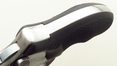 Smith & Wesson Model 631 .32 H&R Magnum, 1991, stainless, 4-inch, adjustable, round butt, great bore, layaway - Image 7 of 7