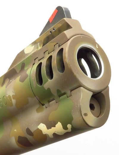 Smith & Wesson Model 460 XVR .460 Magnum, custom camo finish, 5-inch, brake, pristine bore, extras, cased, over 95 percent - Image 6 of 9