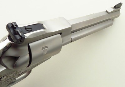 Gary Reeder Trail Gun .40 S&W, 5.5-inch octagon, jeweled rounded butt, custom grips. box, 97 percent, layaway - Image 4 of 8